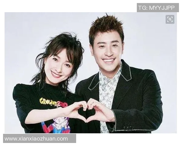 足球明星恋情曝光与新欢甜蜜互动引发媒体热议 足球明星恋情曝光与新欢甜蜜互动引发媒体热议